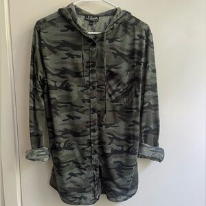 Women’s Camo Cover